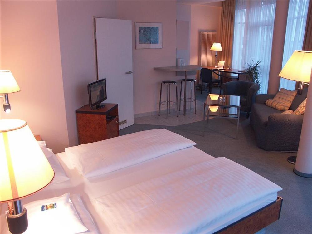 Hotel Arkadia Friedrichsdorf Zimmer foto