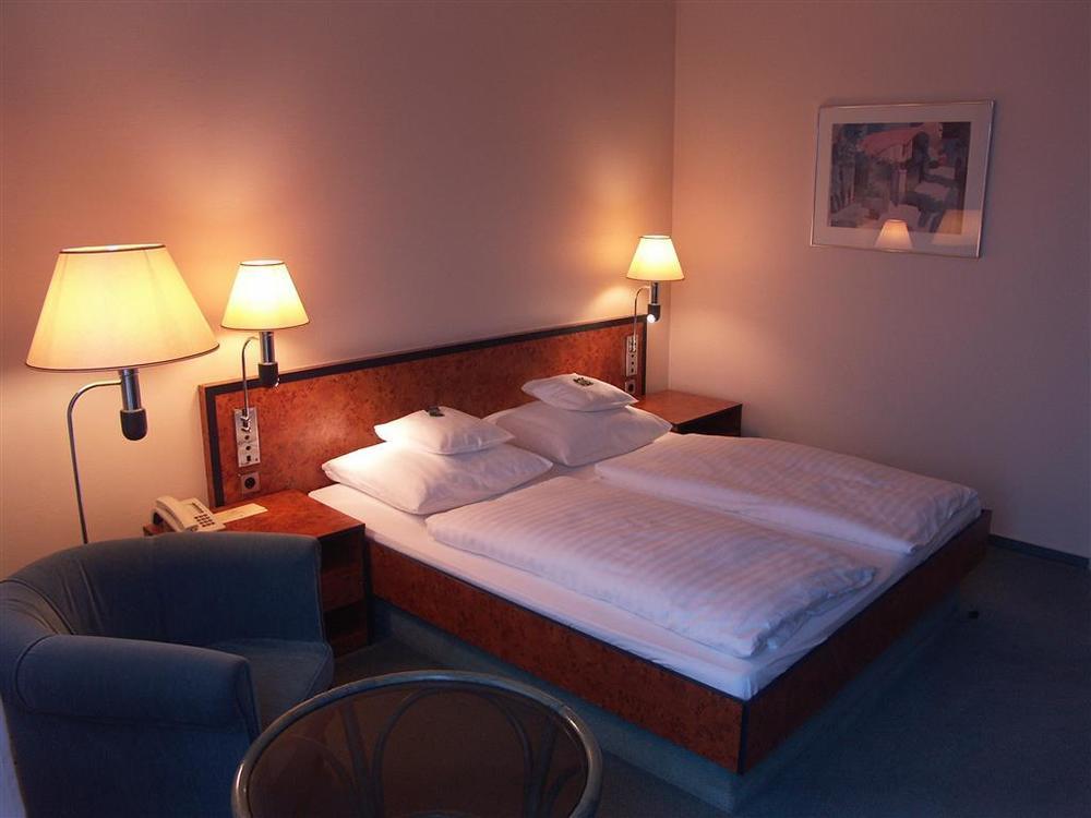 Hotel Arkadia Friedrichsdorf Zimmer foto